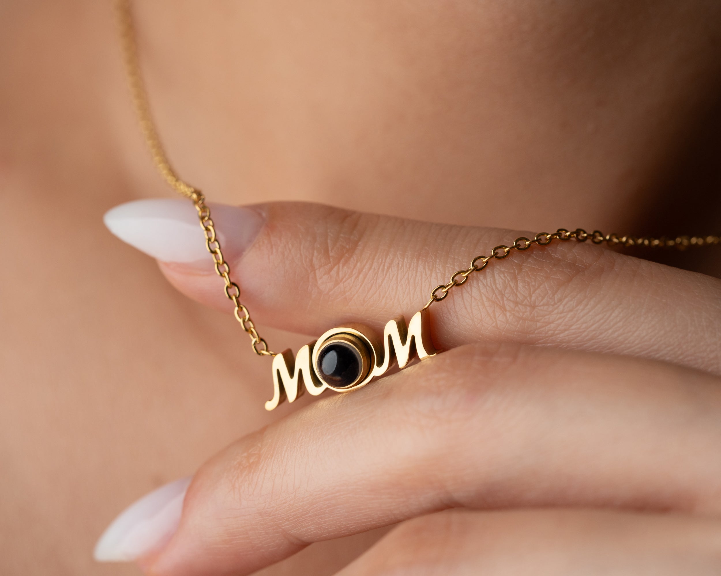 Mom Necklace with 100 Languages I Love You Projection