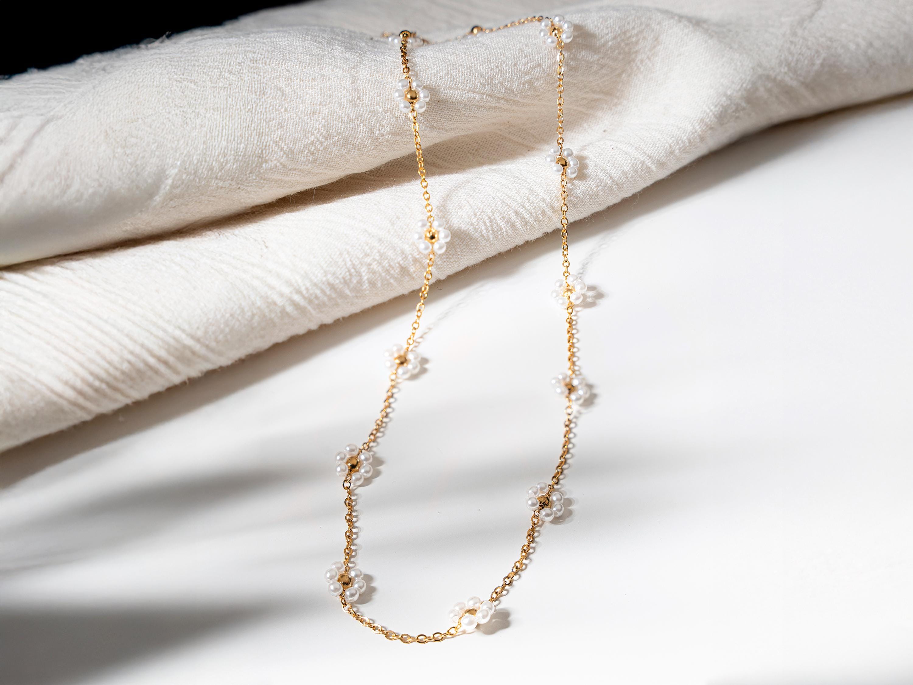 Daisy Pearl Bracelet
